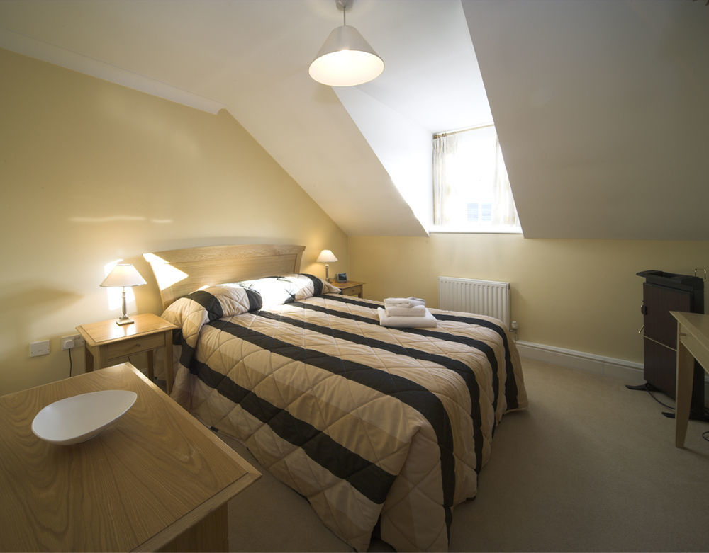Stanshawe Court Aparthotel Reading Exterior foto